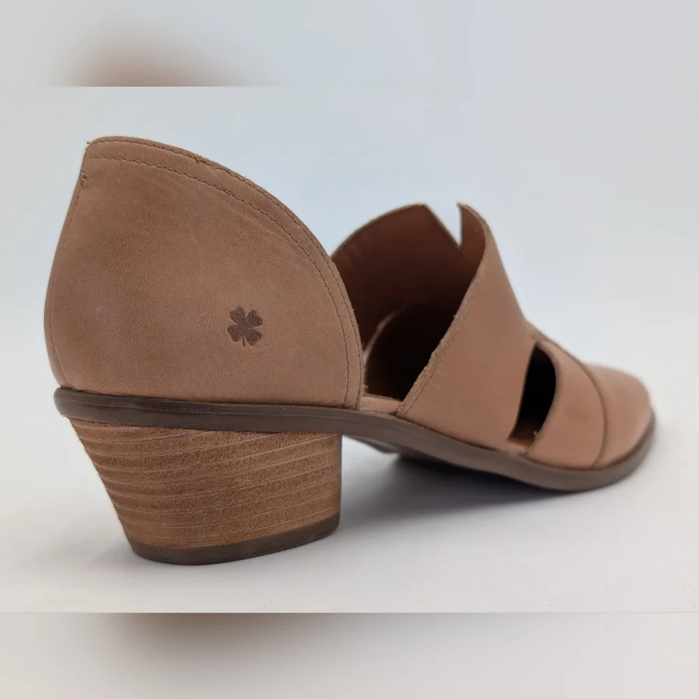 Lucky Brand Minnsy Sz US 9.5W / EU41 Leather Women Tan Slip-On Almond Toe Loafer